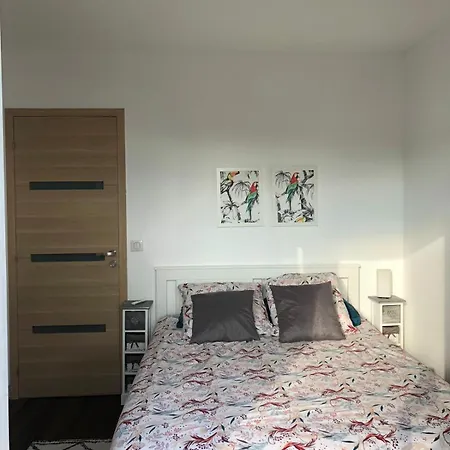 Gæstehus Maison Tour Eiffel Paris Porte De Versailles 4*